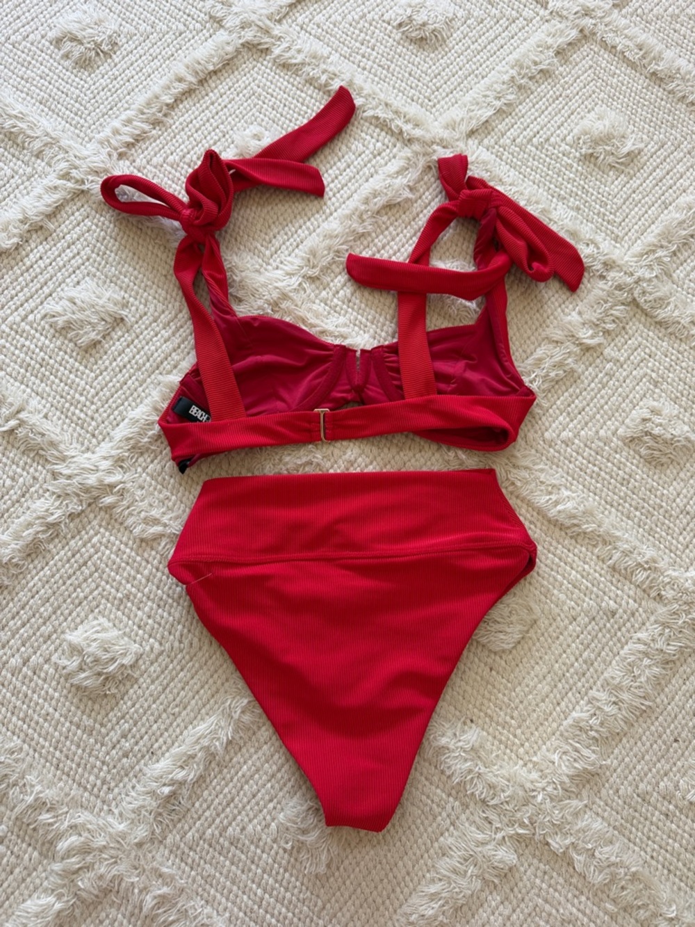 New Beach Riot Bikini Set - Picture 5 of 5
